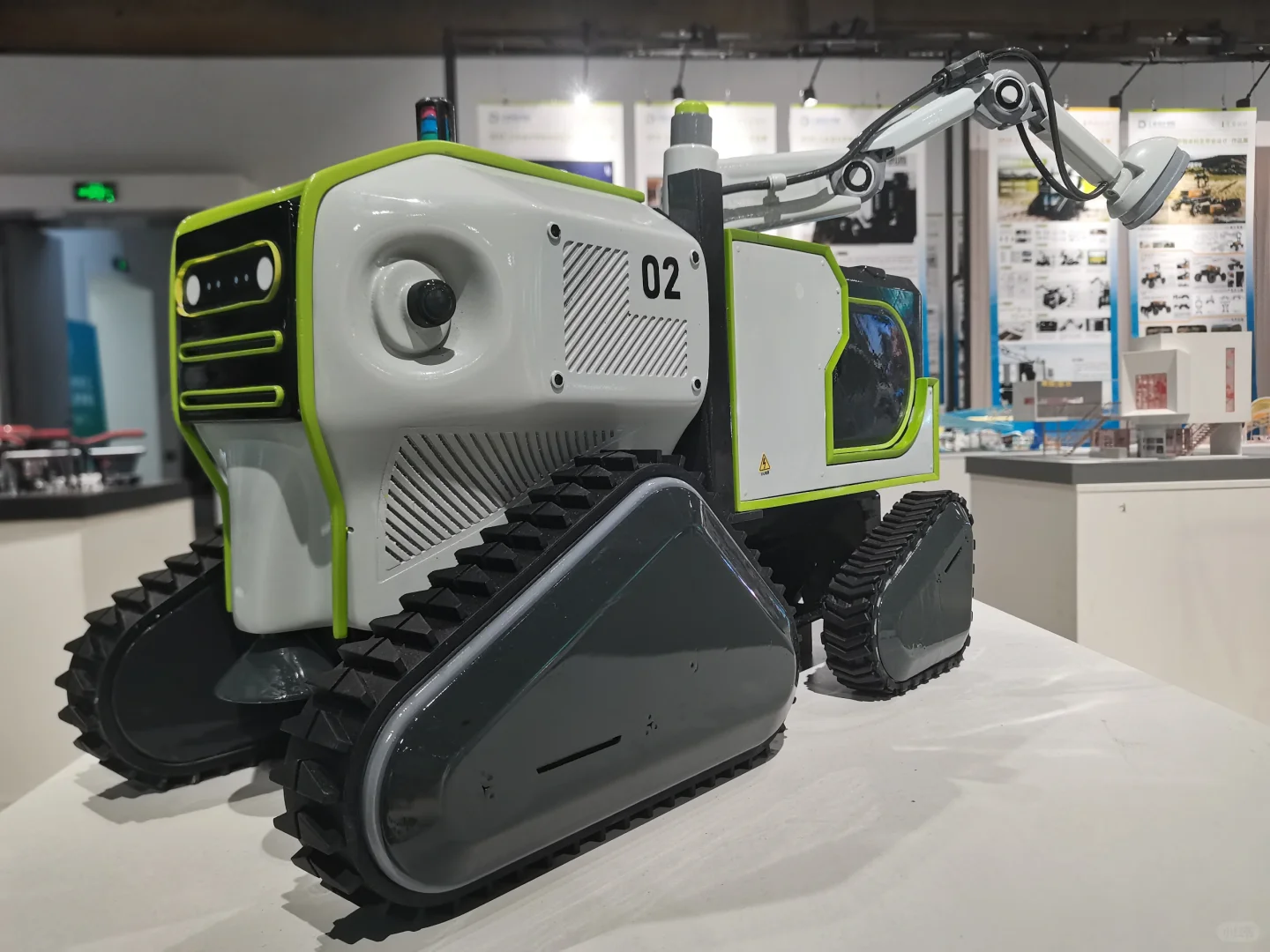 南方水田智能无人施肥机（毕设展示）