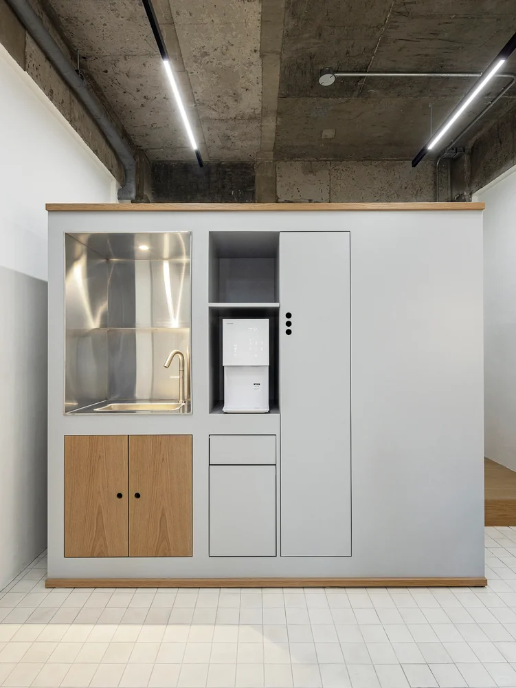 单面玻璃整合室内也是一种门头设计