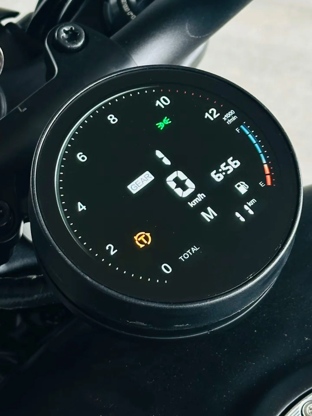 每天了解一台车:闪 300 AMT ?️