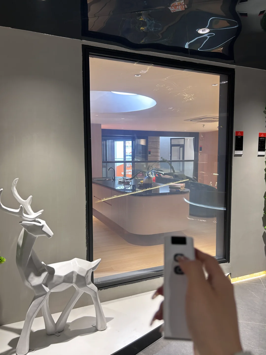 智能电动调光玻璃