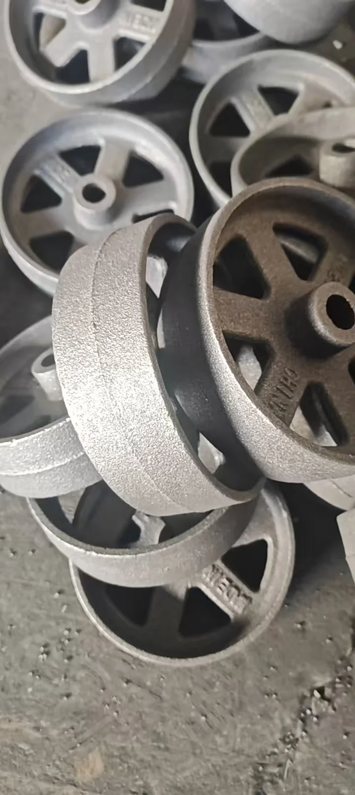 球铁铸件齿轮，农机的“钢铁心脏”