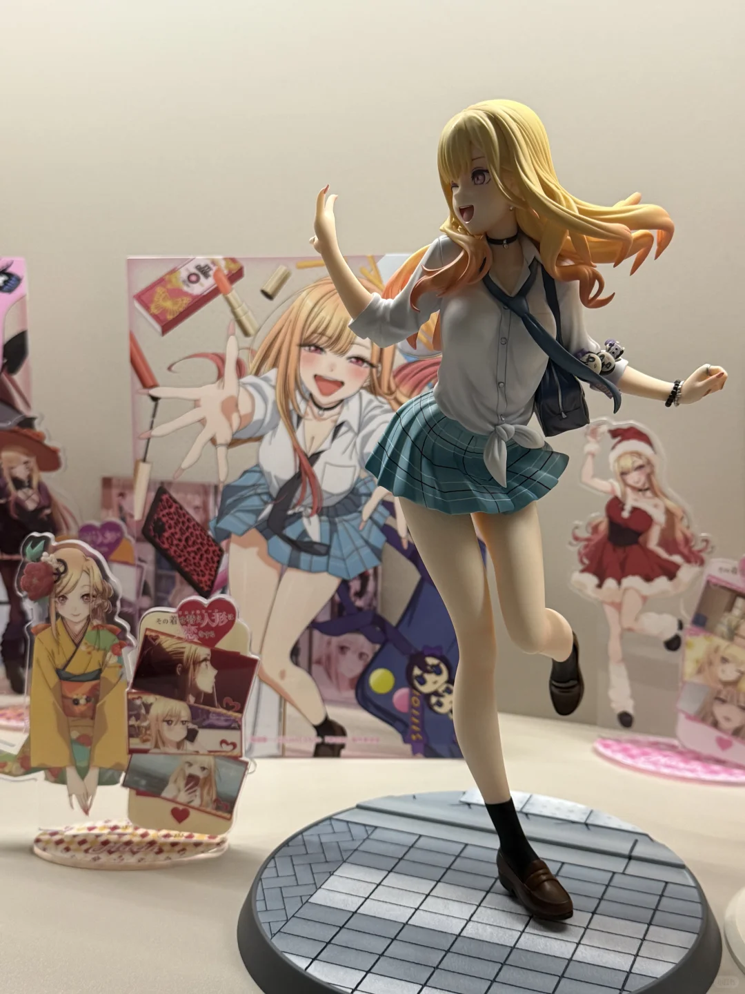 入宅10多年，终于拥有了我的手办柜