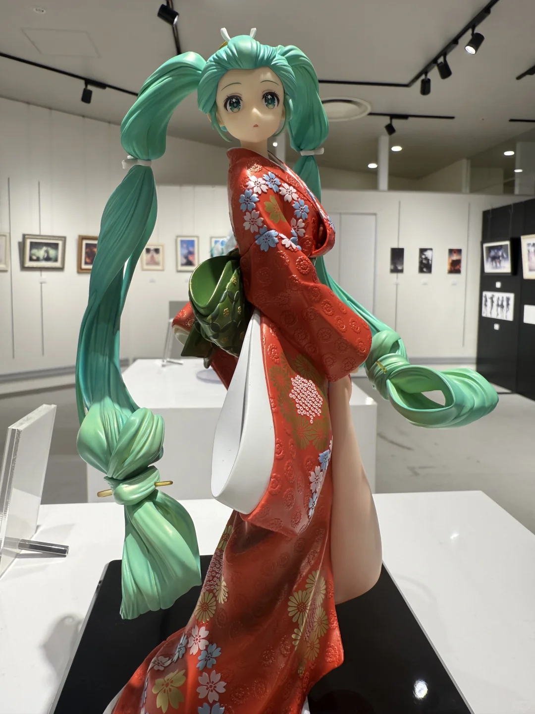 日本大阪Rella个人展 初音未来历年手办