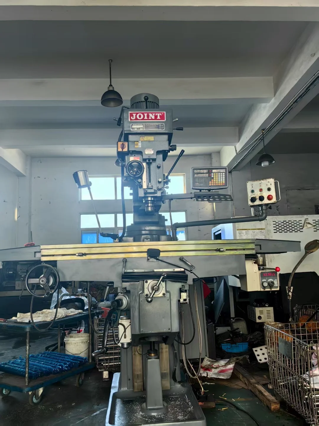 这样99新的机床到底咋出出去