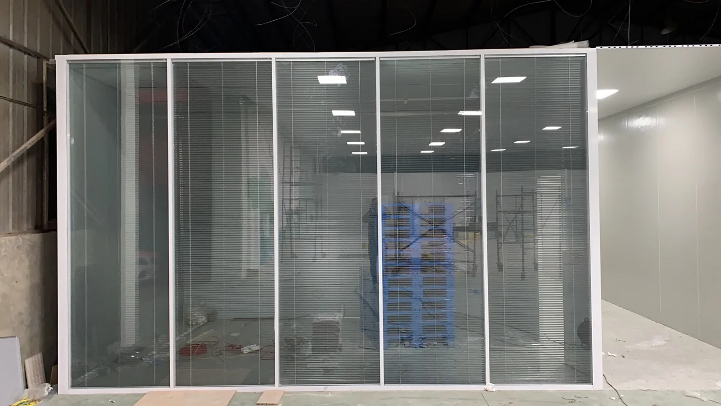 四川成都厂家直销办公室玻璃隔断墙