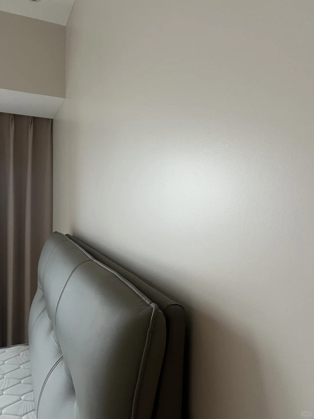 邓恩涂料｜师傅说蛋壳光施工手拿把掐