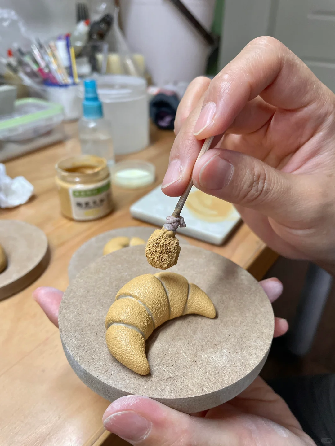 左滑烧制牛角包