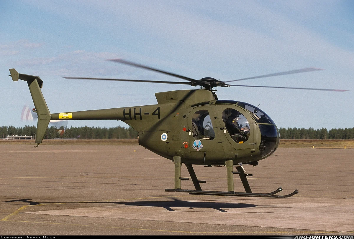 经典?:500D“休斯”直升机