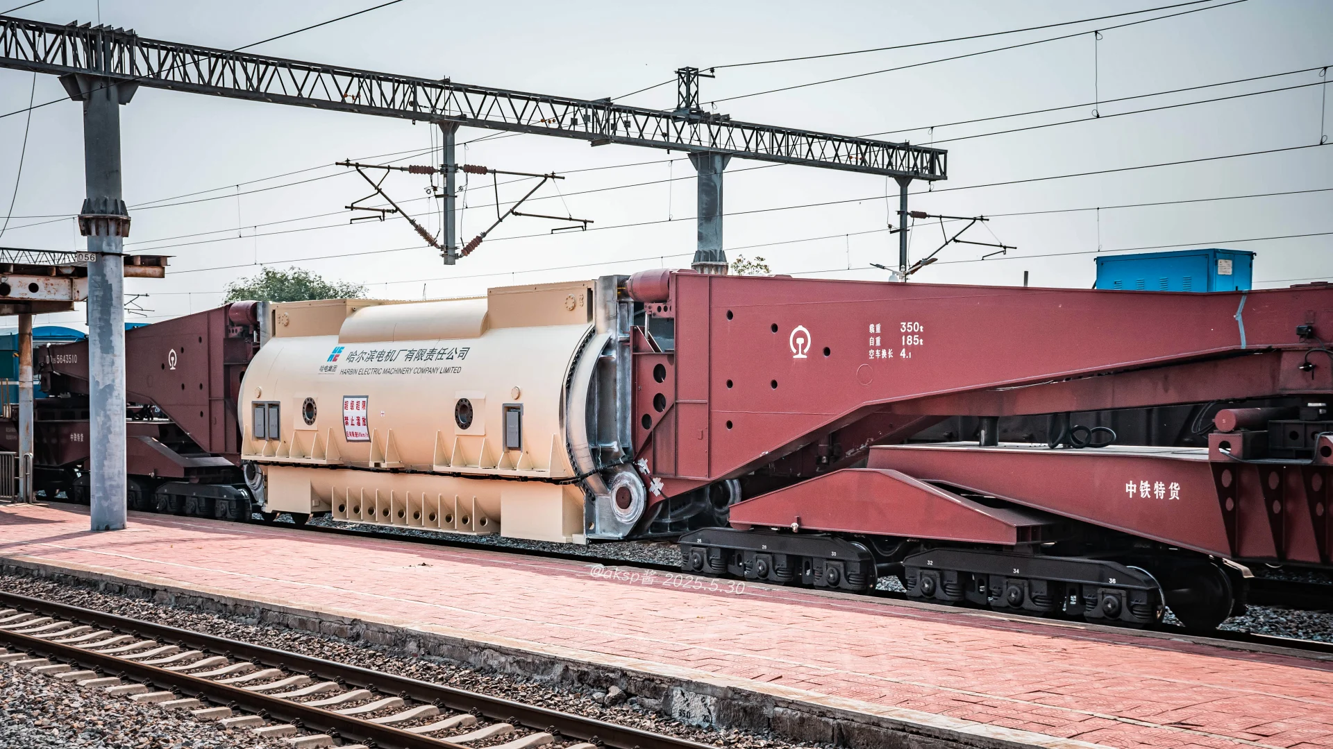 铁路大件运输•货物成为列车的一部分