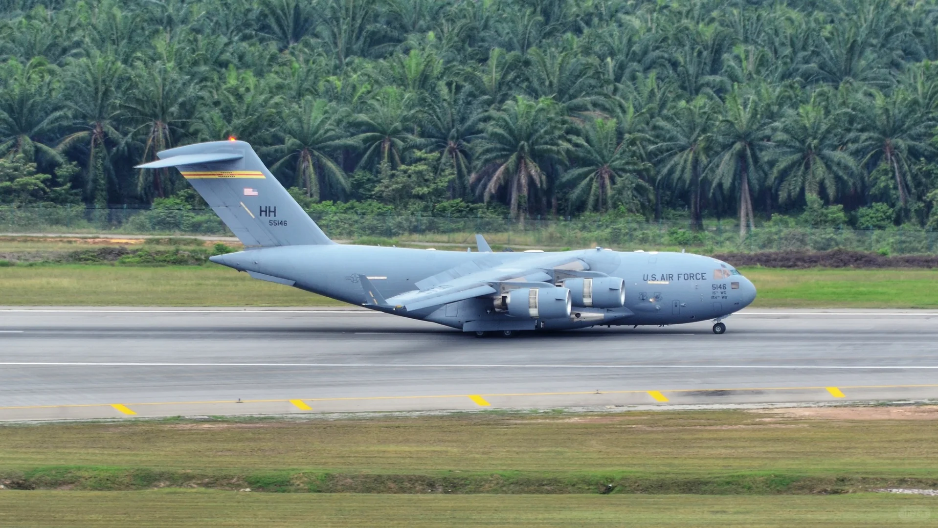 ??美国空军 C-17 环球霸王 III