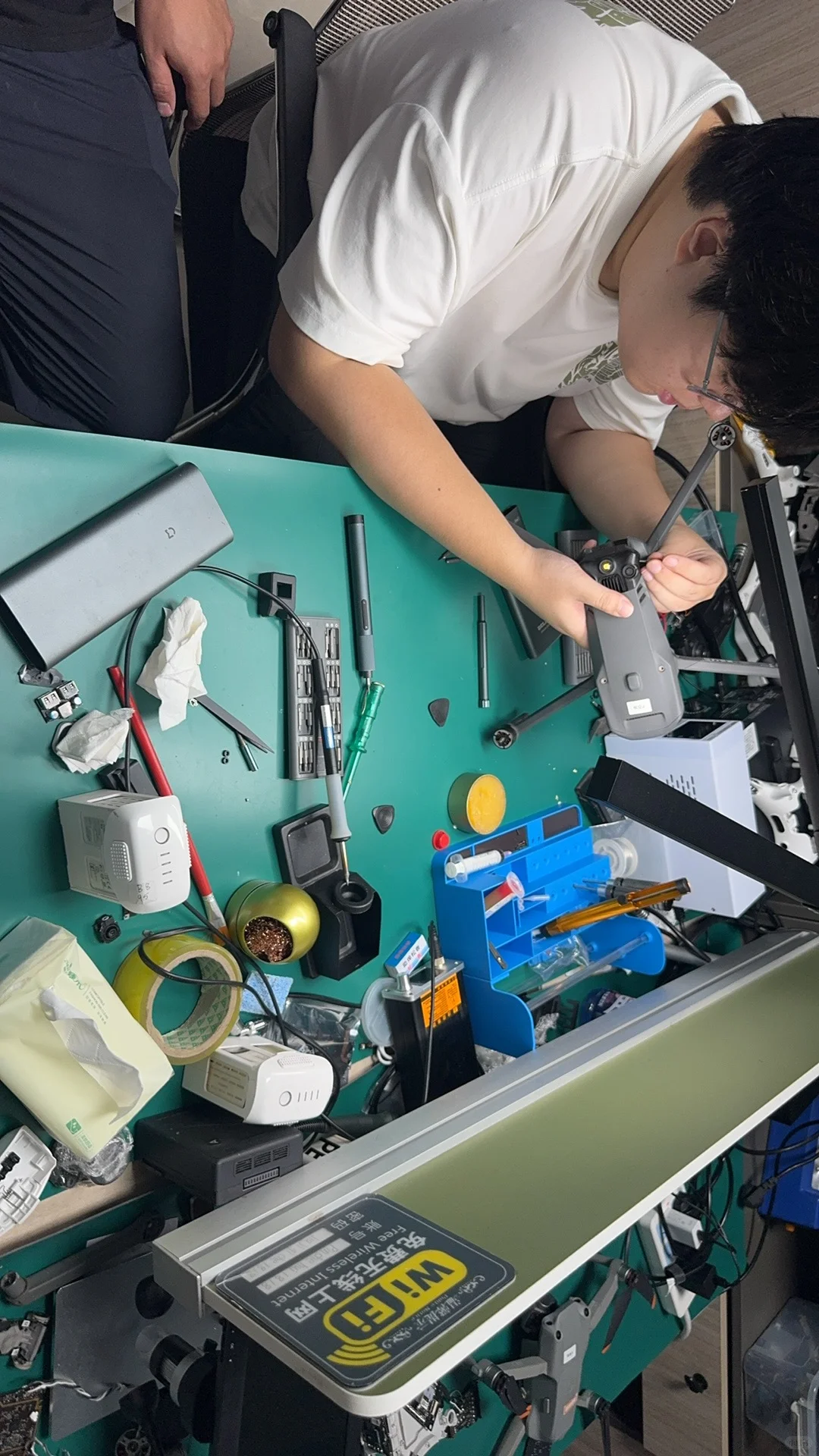 这是一家关于无人机维修无人机店