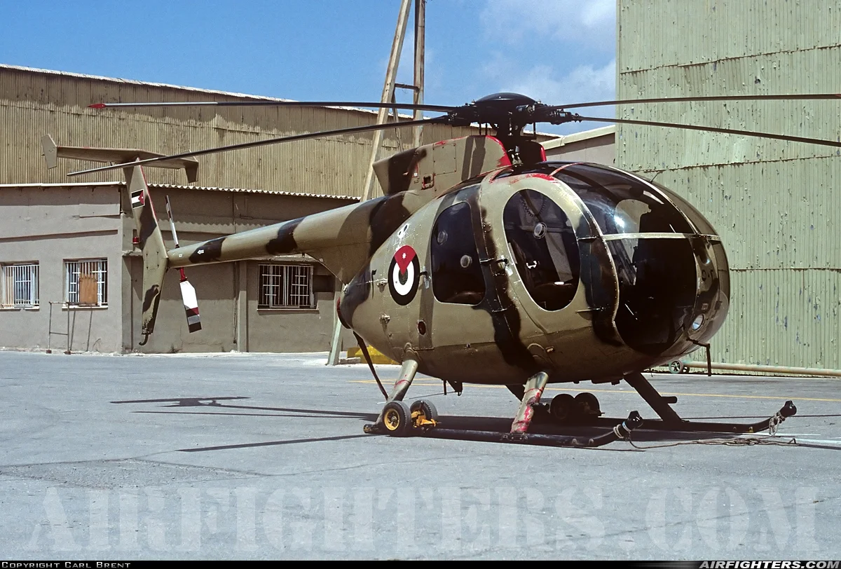 经典?:500D“休斯”直升机