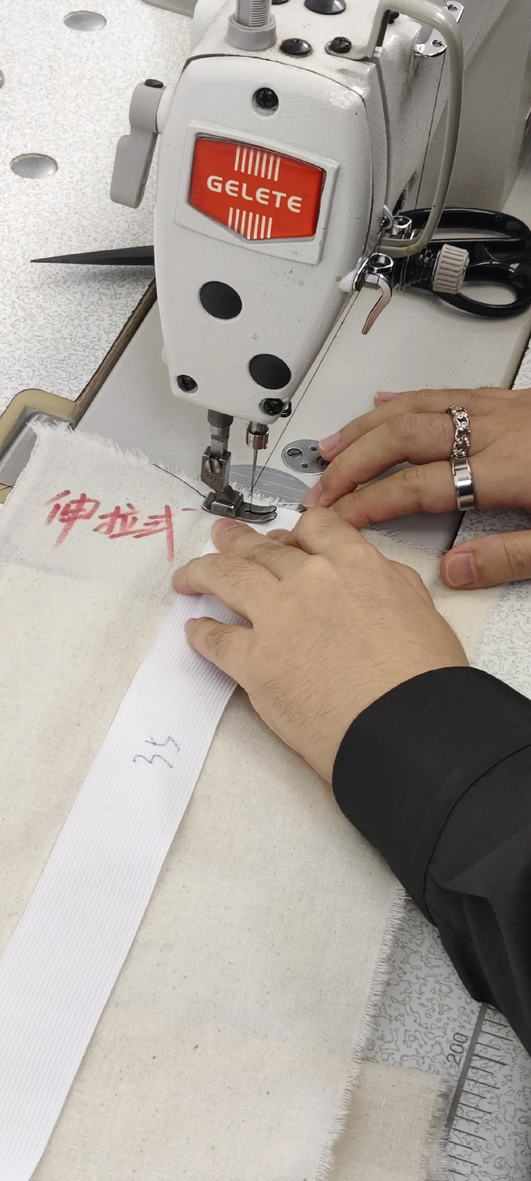 缝纫教程|伸拉式褶皱技法,让布料秒变立体