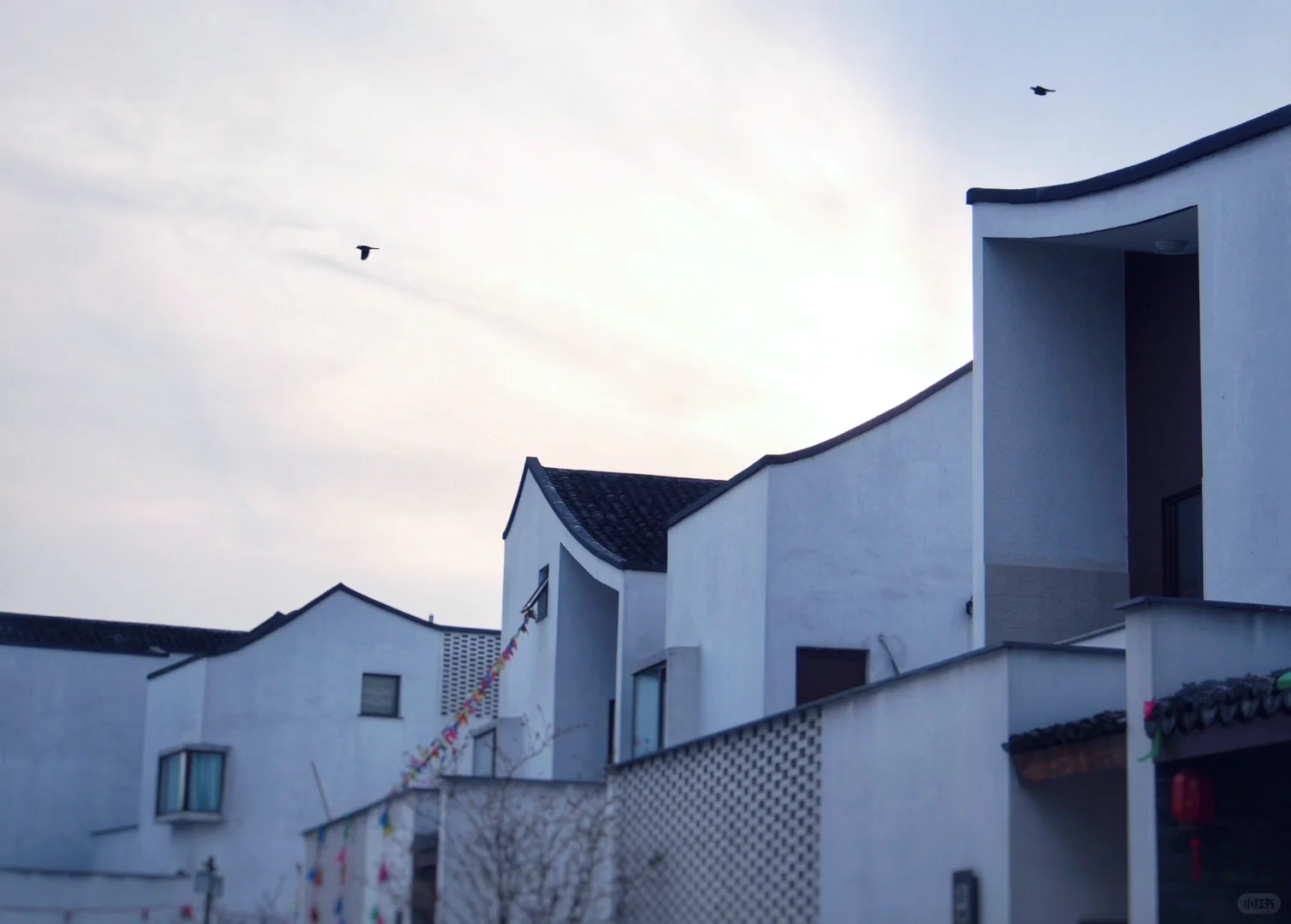 gad把吴冠中的画改造成最美回迁房:东梓关村