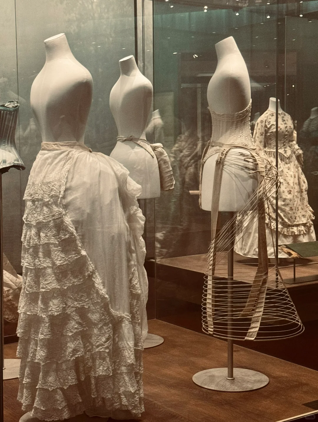 四百年的西方时装