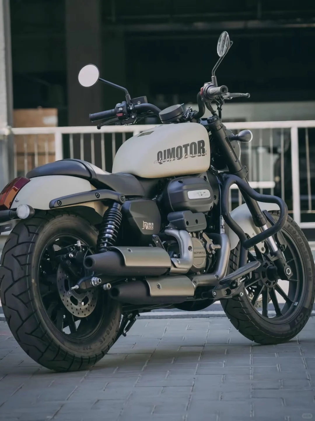 每天了解一台车:闪 300 AMT ?️