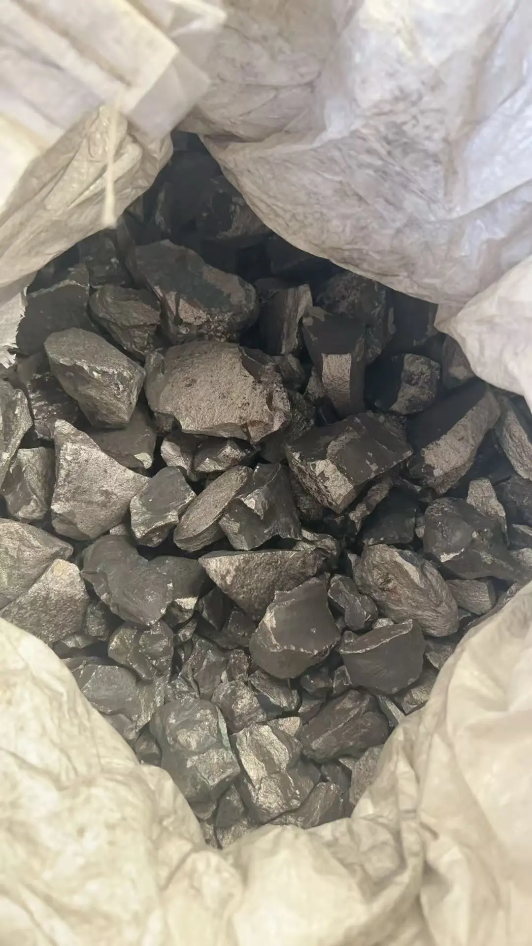 有需要铁合金炉料的老板吗？想认识一下