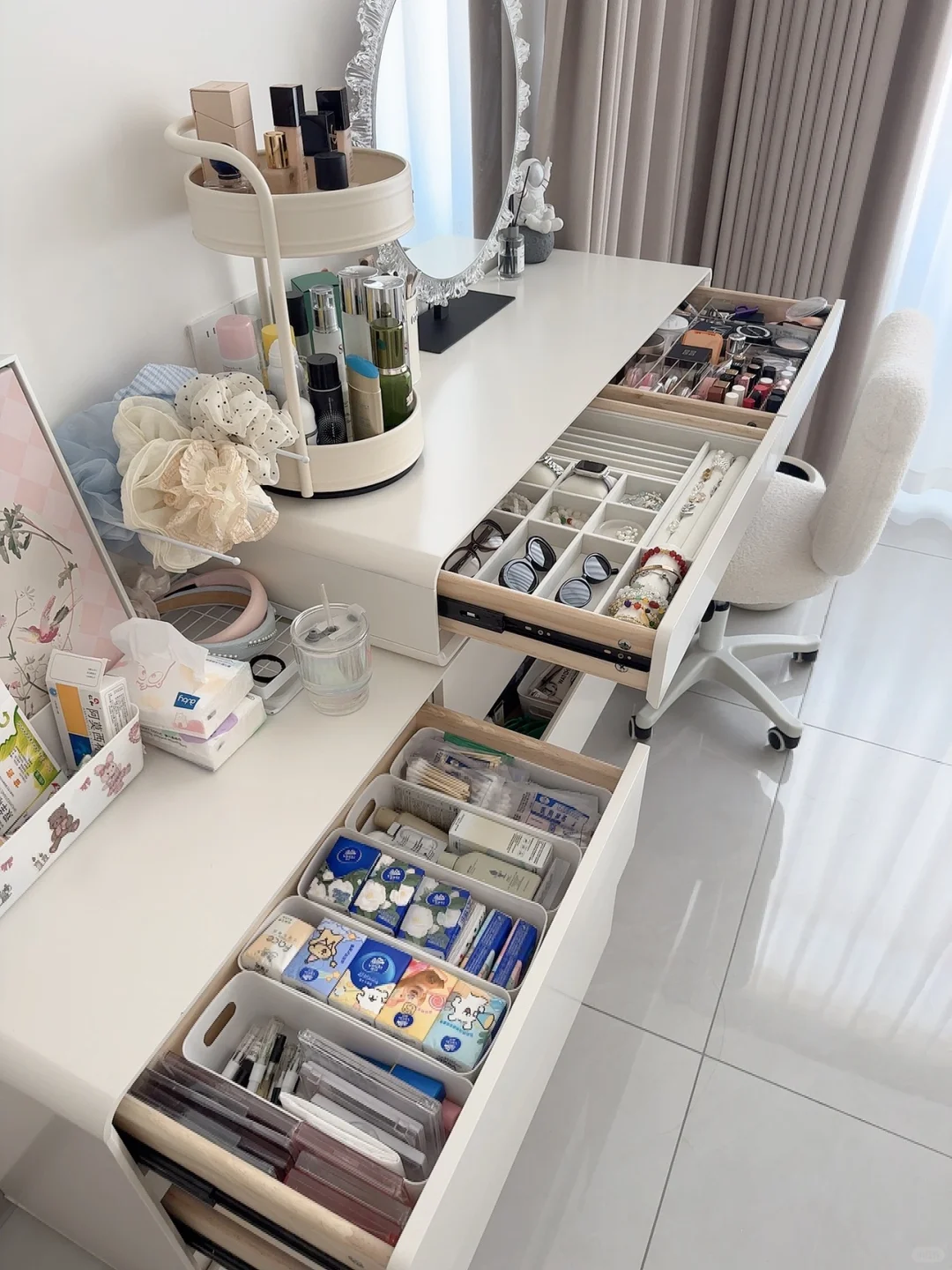 化妆桌真的需要收纳
