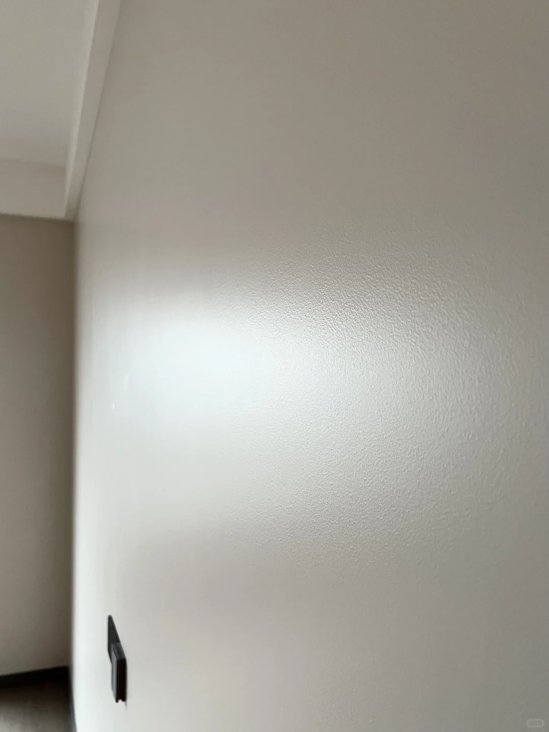 邓恩涂料｜师傅说蛋壳光施工手拿把掐