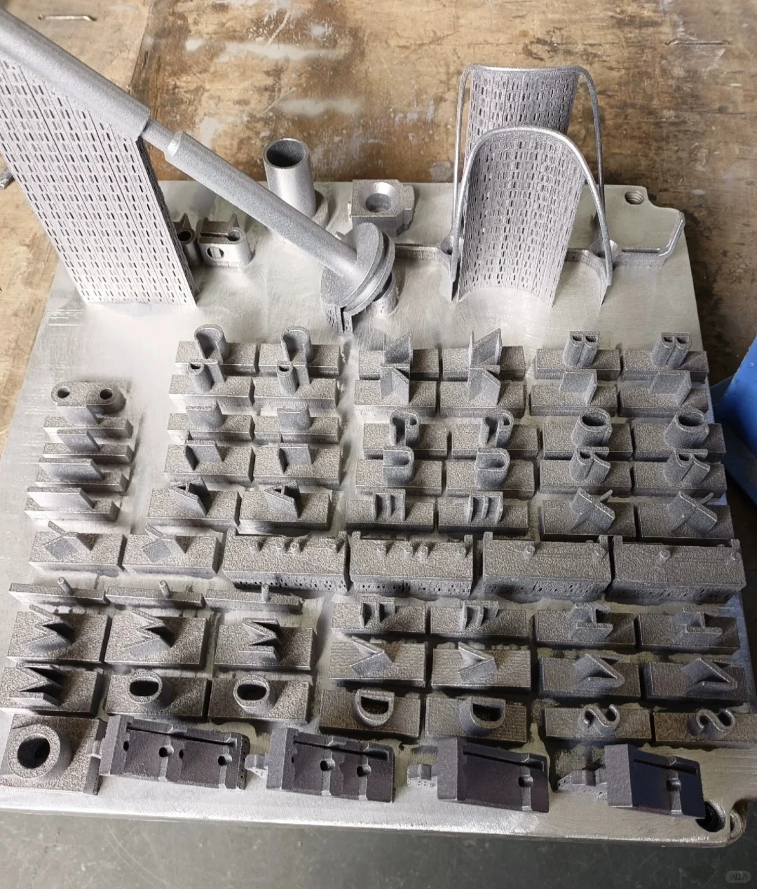 3D打印金属工业级高精度金属3D打印，包邮