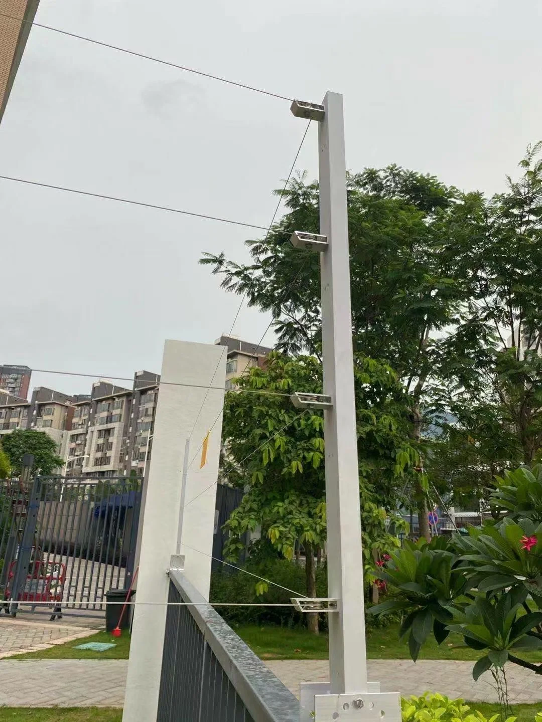 大学校园周界安装自动报警的系统解决方案