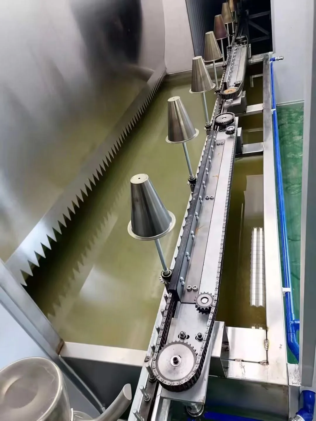 喷涂地轨线传动配件