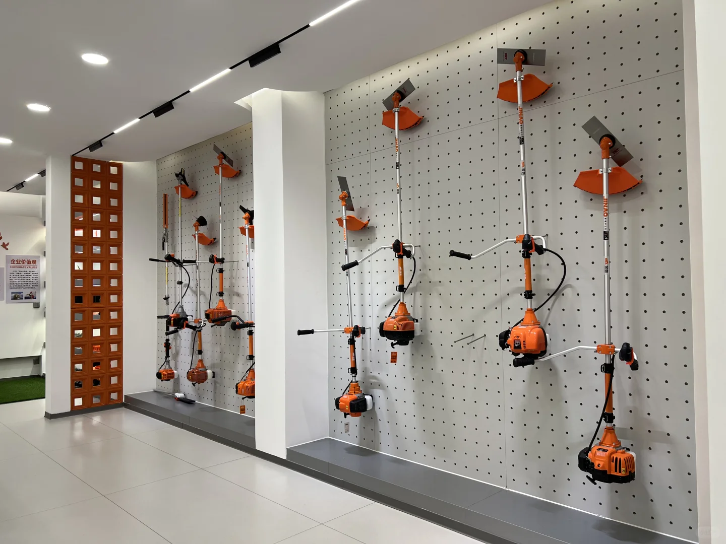 割草机～吹风机，喷雾喷粉机，来瞅瞅