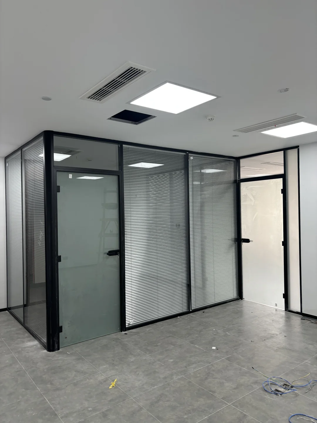 青岛透明玻璃隔断168一平方起