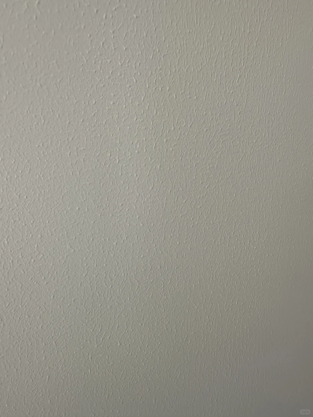 墙面油漆选菱花白还是珍珠白