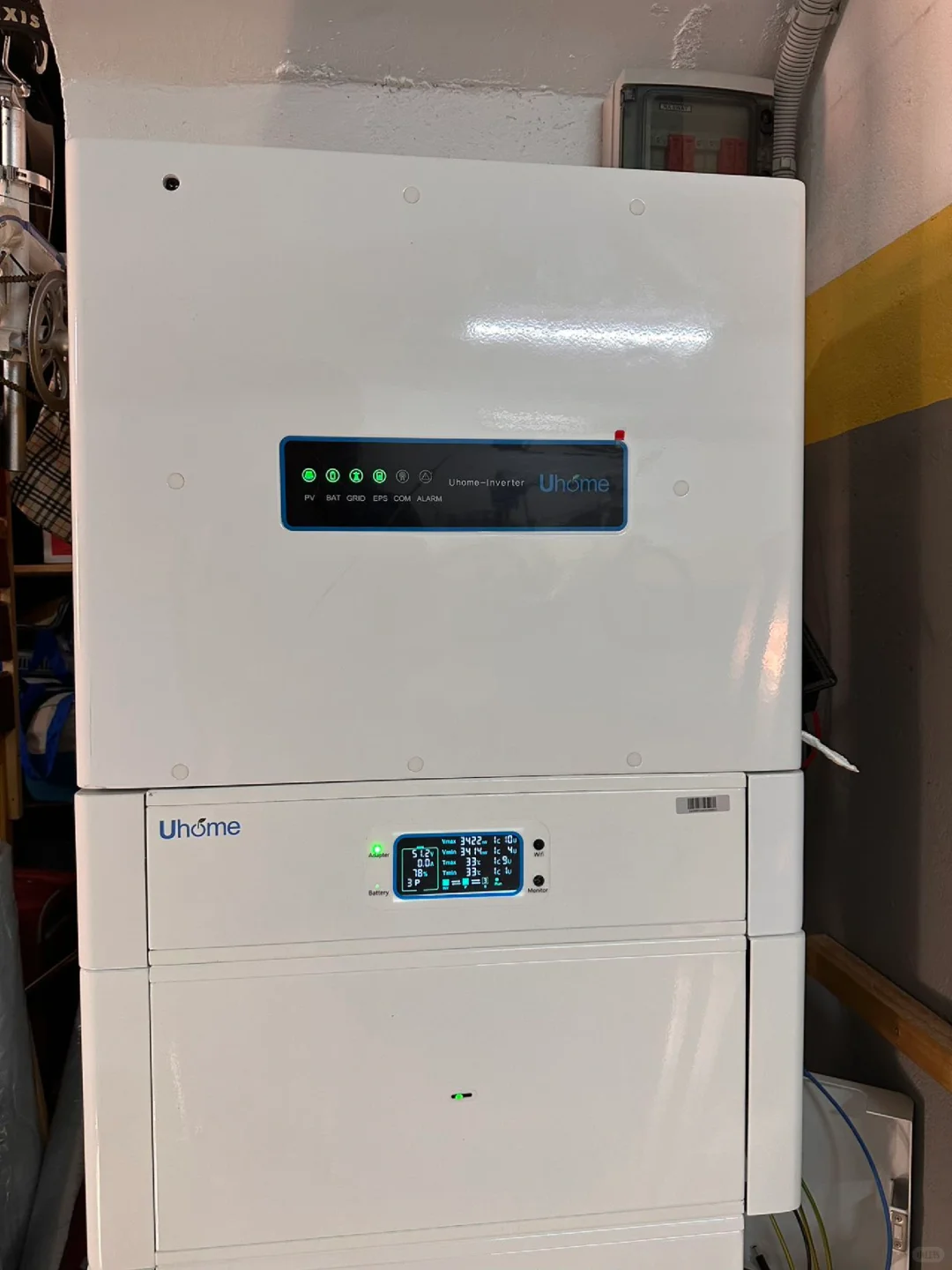 终于实现用电自由了安装上太阳能发电系统