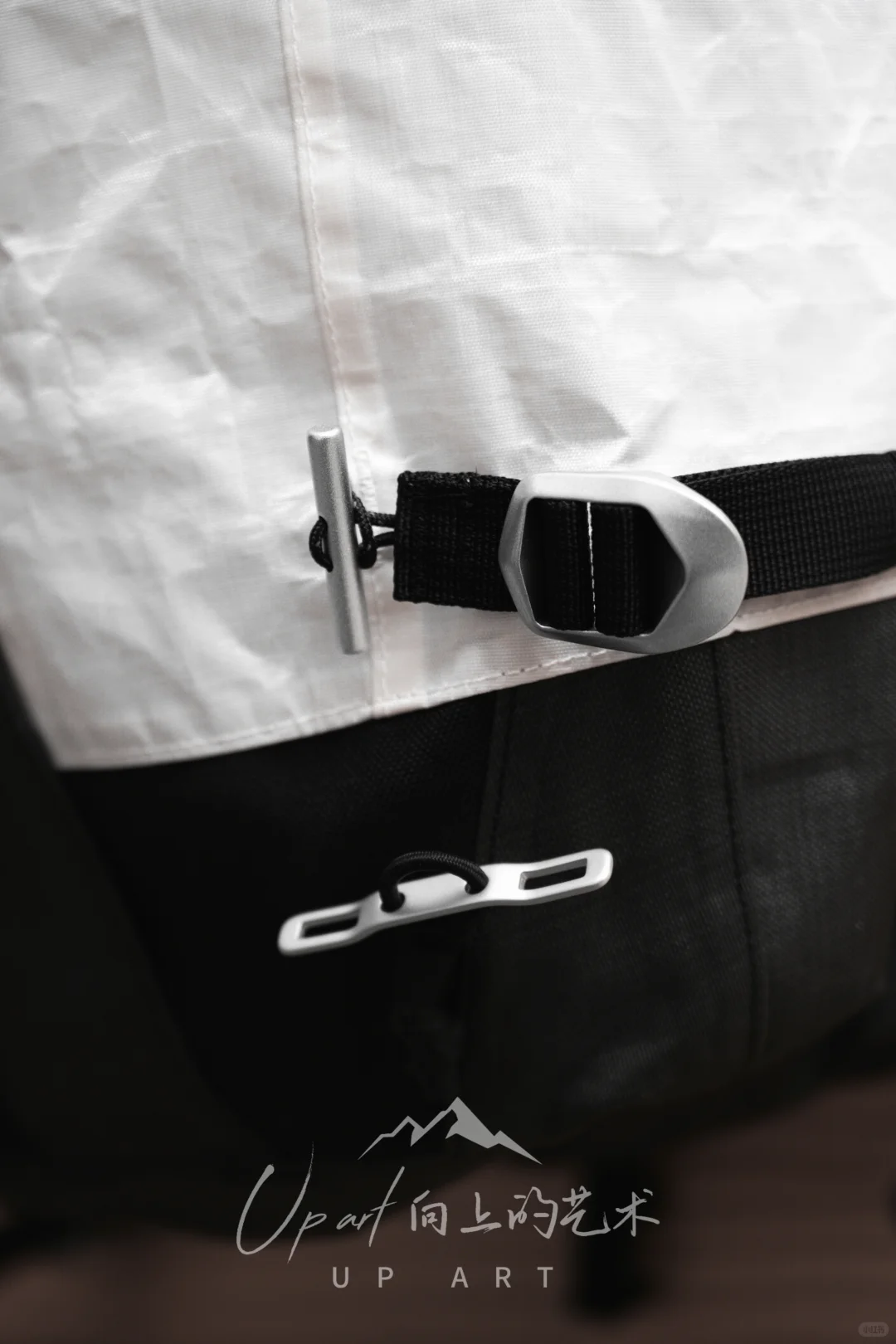 Dyneema跟Aluuja面料对比