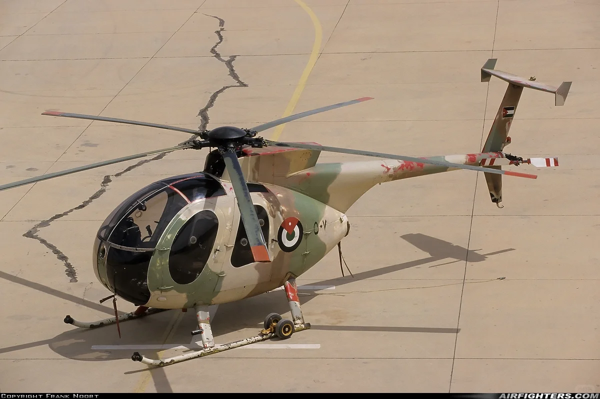 经典?:500D“休斯”直升机