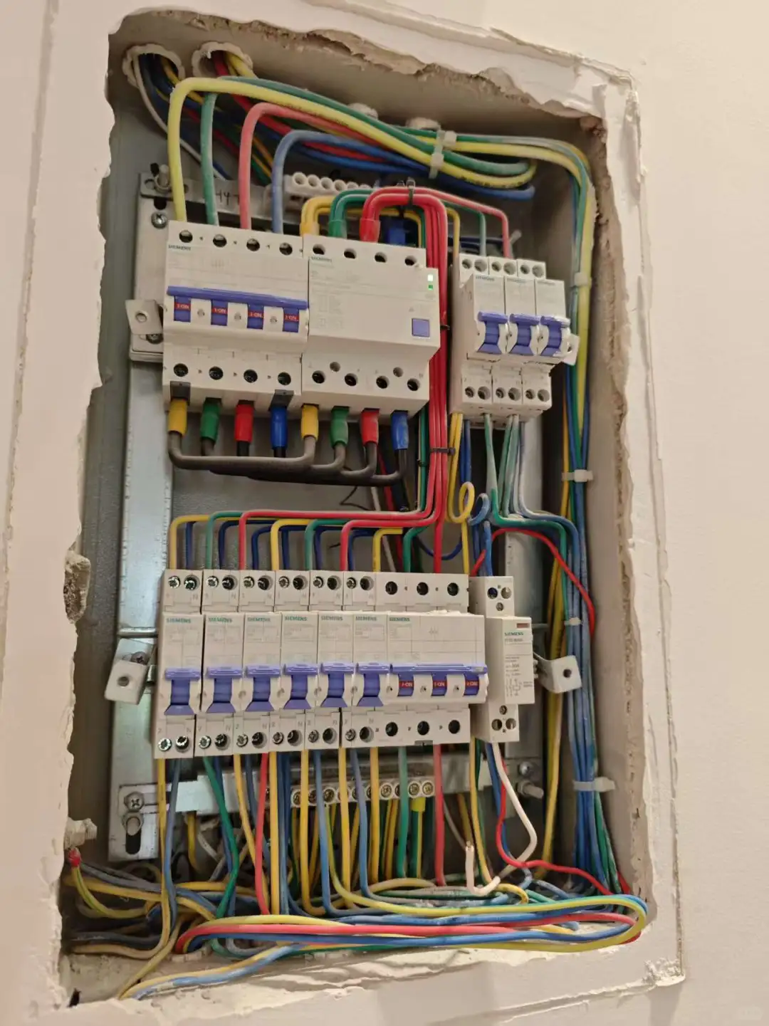 plc自动化设备维修调试