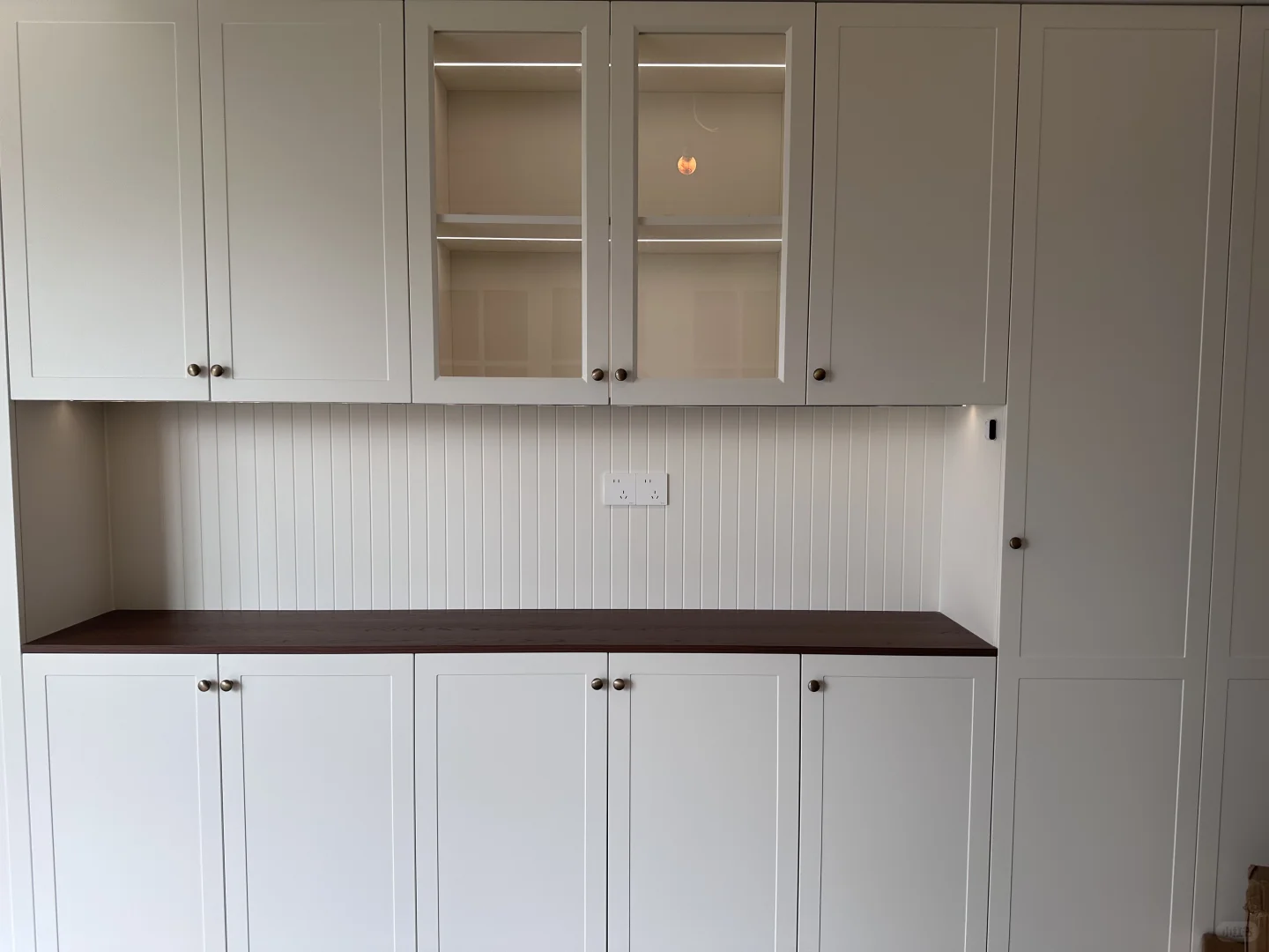 现代轻美式餐边柜这样做！