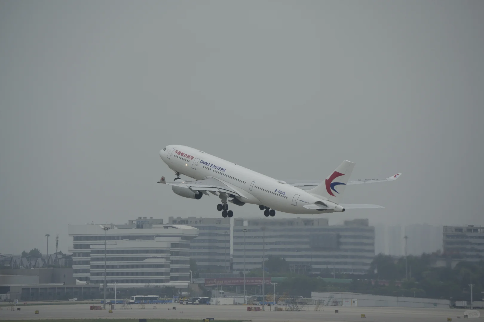 西安宽体机有多少?手指头：谢邀，还够用！