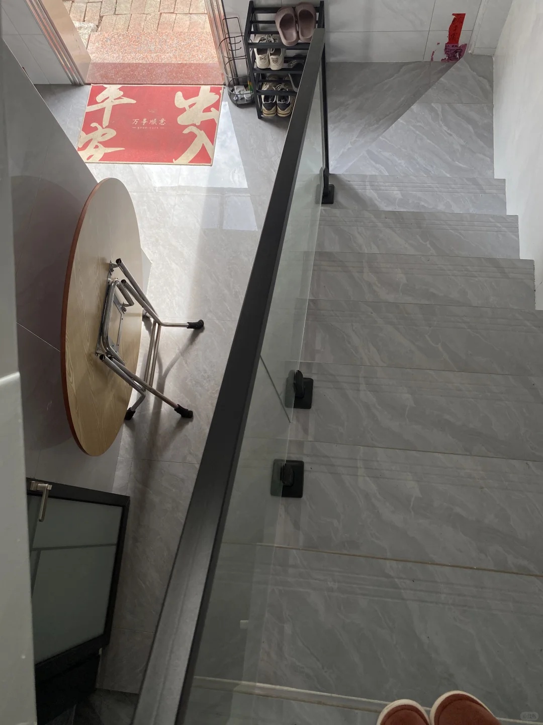 关于自建房玻璃扶手费用