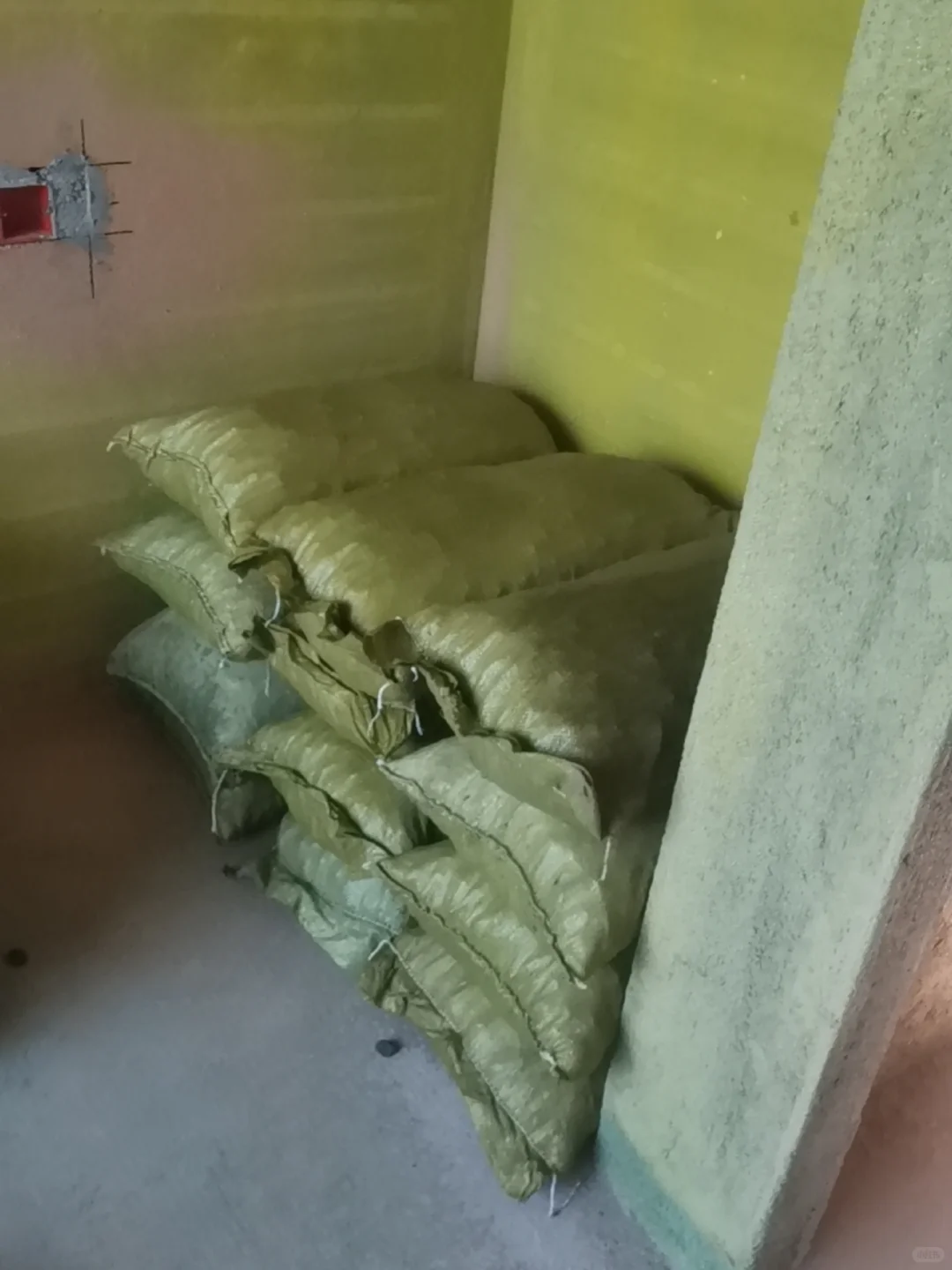 义乌黄沙水泥砖块胶泥同城配送上楼