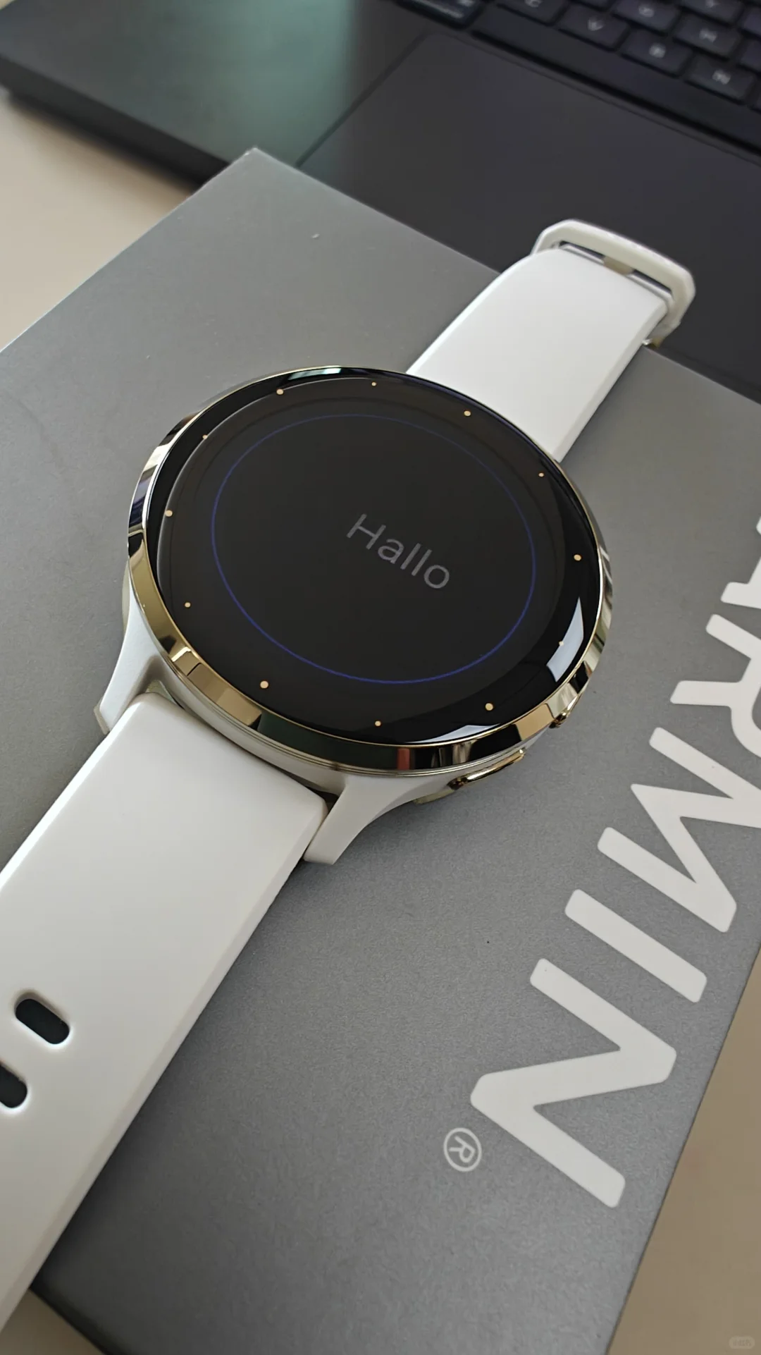 佳明Venu3s星光白 2280元一年保修