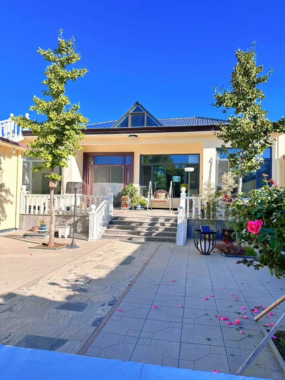 农村自建房也能四季如春,地暖让生活更美好