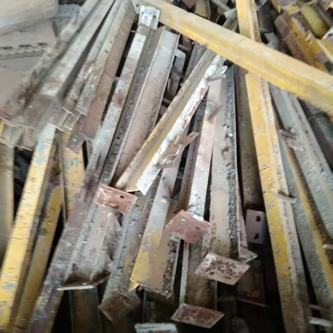 我爸让我发网上卖…啊…咋卖啊00后勇闯废钢界