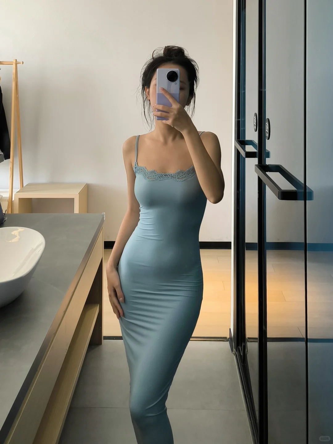 右划→看我一年穿过的skims