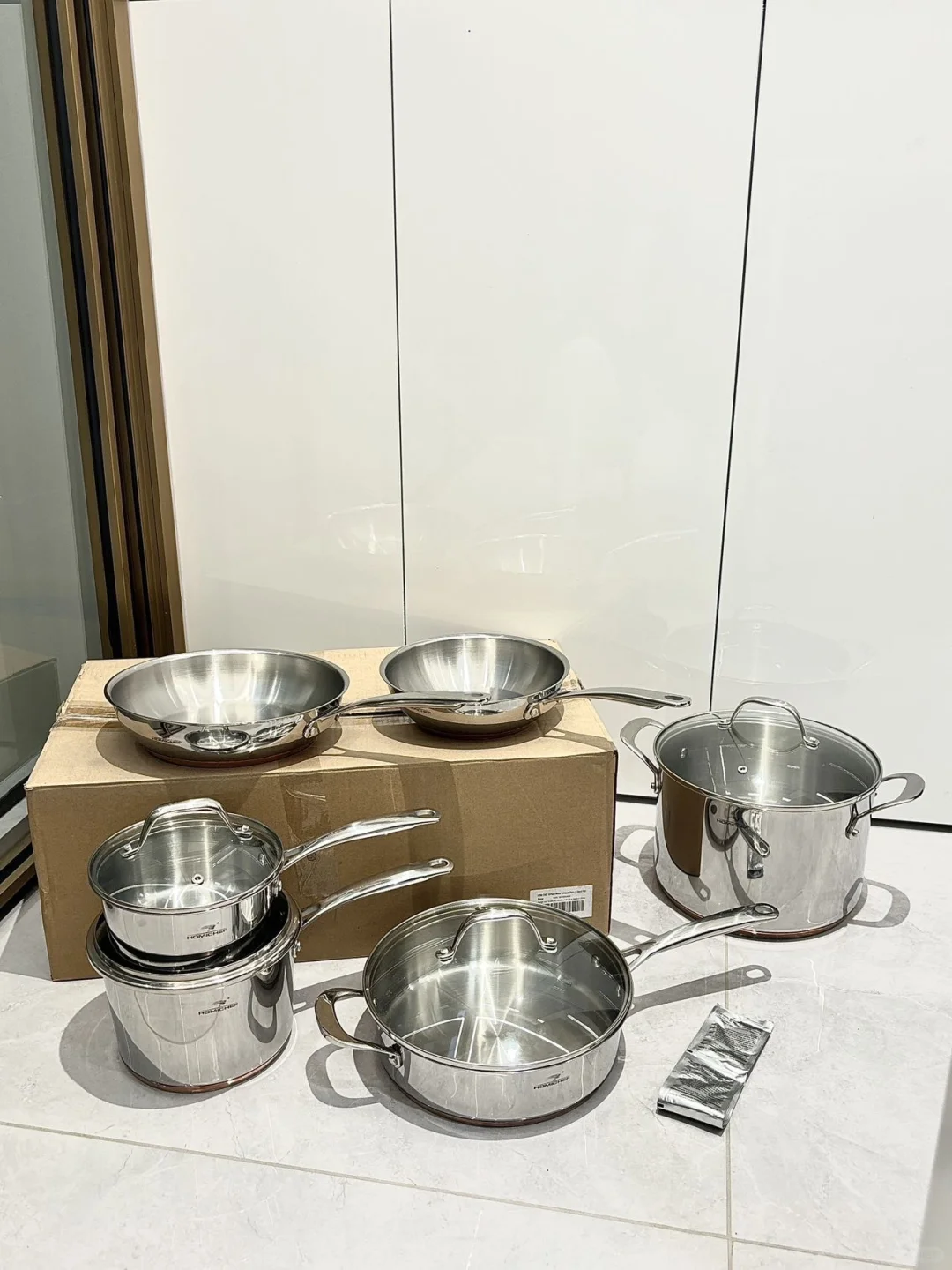 不锈钢钢锅，当时做出来成本都 400 多块?