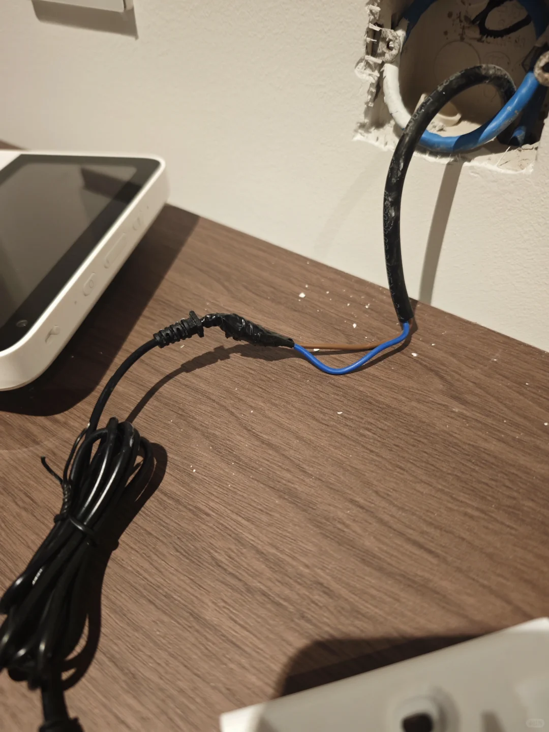 拆了老旧门禁，我装了台家庭中枢！