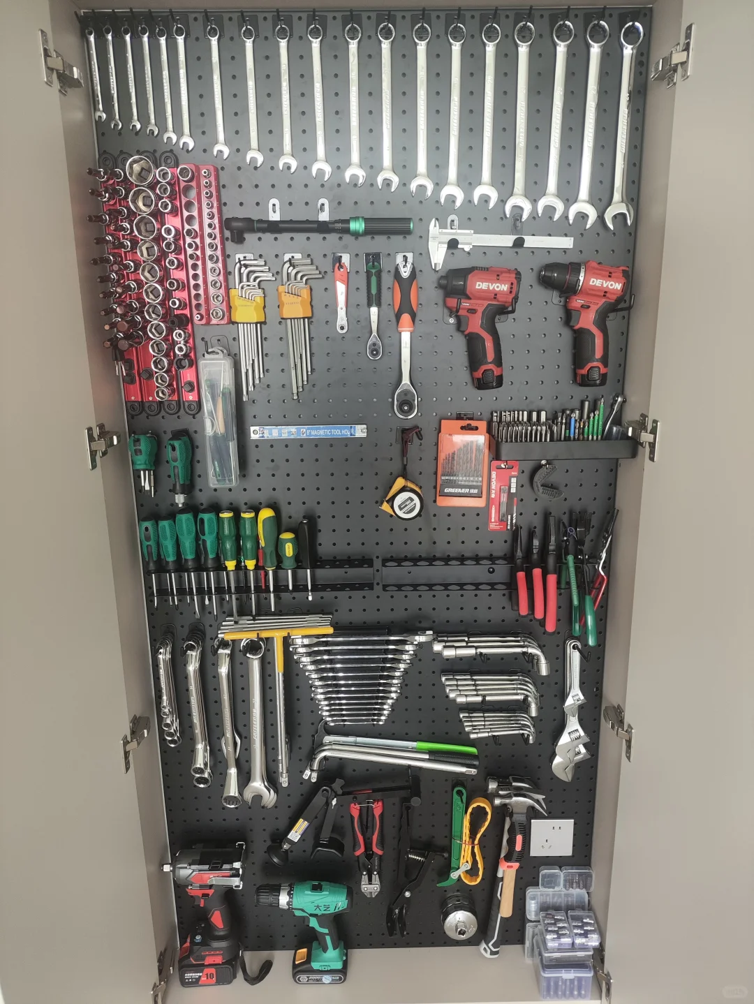 洞洞板真的太香了，男人的快乐！