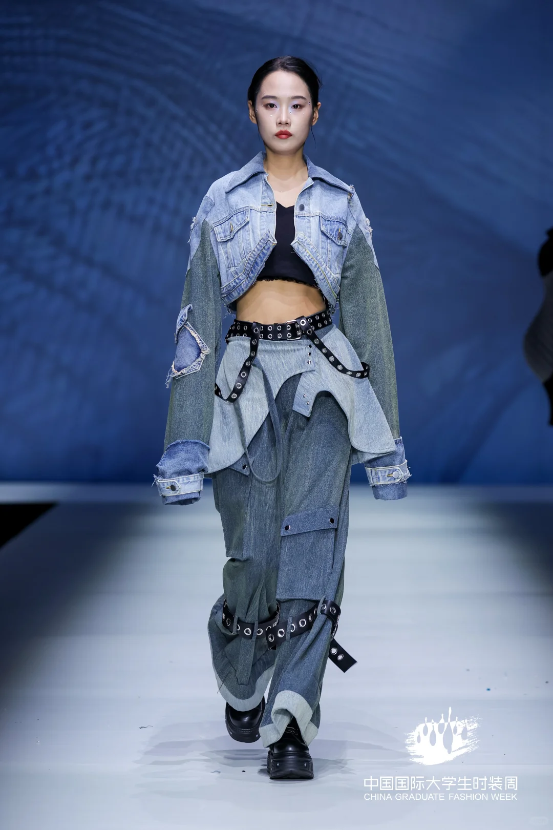 2025CGFW河北科技大学服装与服饰设计毕业秀