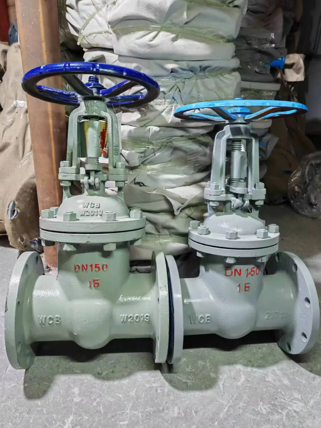 好，广泛应用于各种工业领域，精工铸造品质有保障，大量现货，欢迎咨询。 专业生产高压闸阀批发，锻钢闸阀，闸阀批发，密封性能 生产销售批发各种铸钢法兰闸阀，刀型闸阀现货，铸钢法兰闸阀批发，信誉更好，质优价