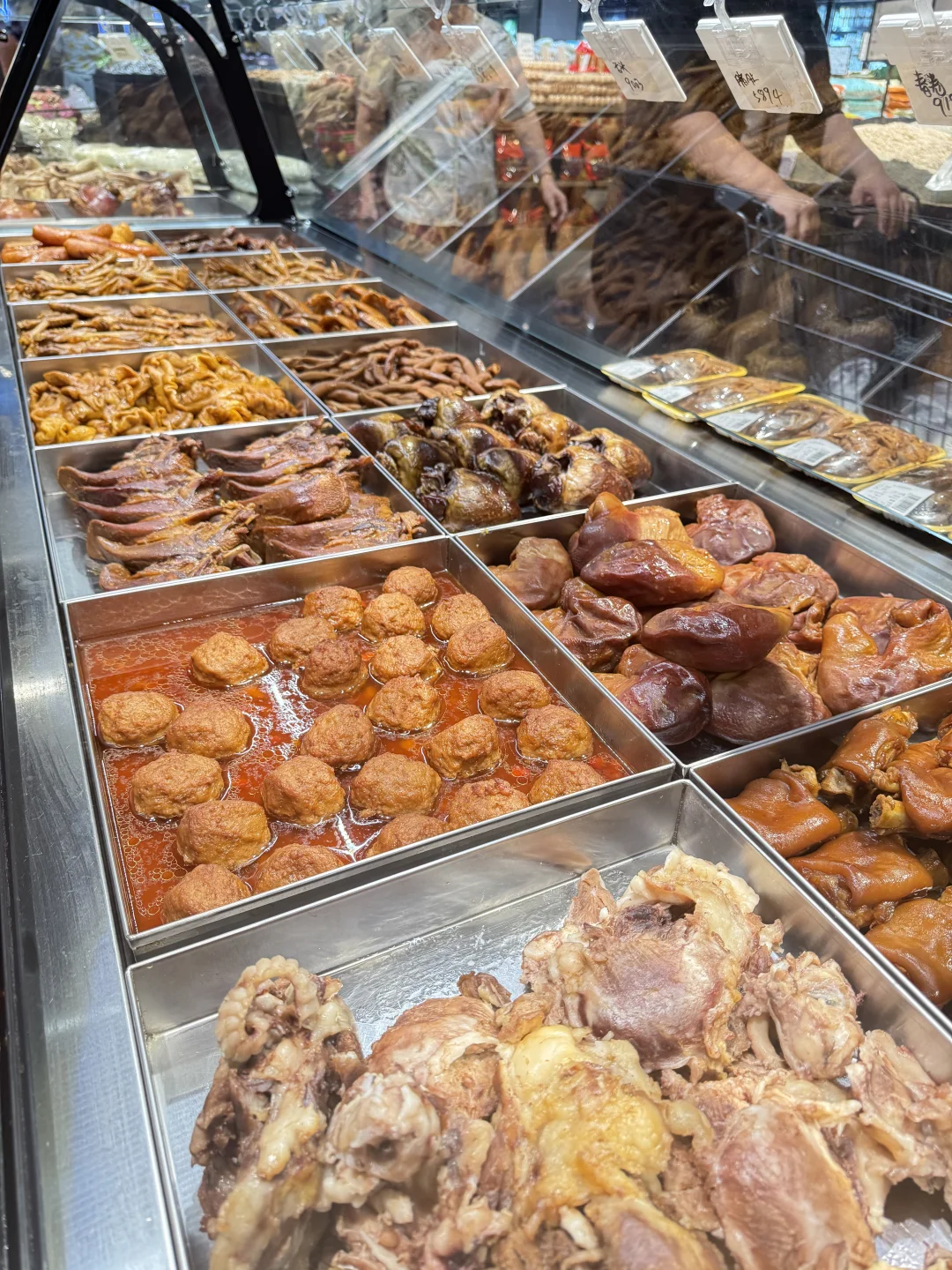 三明的超市居然有这么多熟食了吗