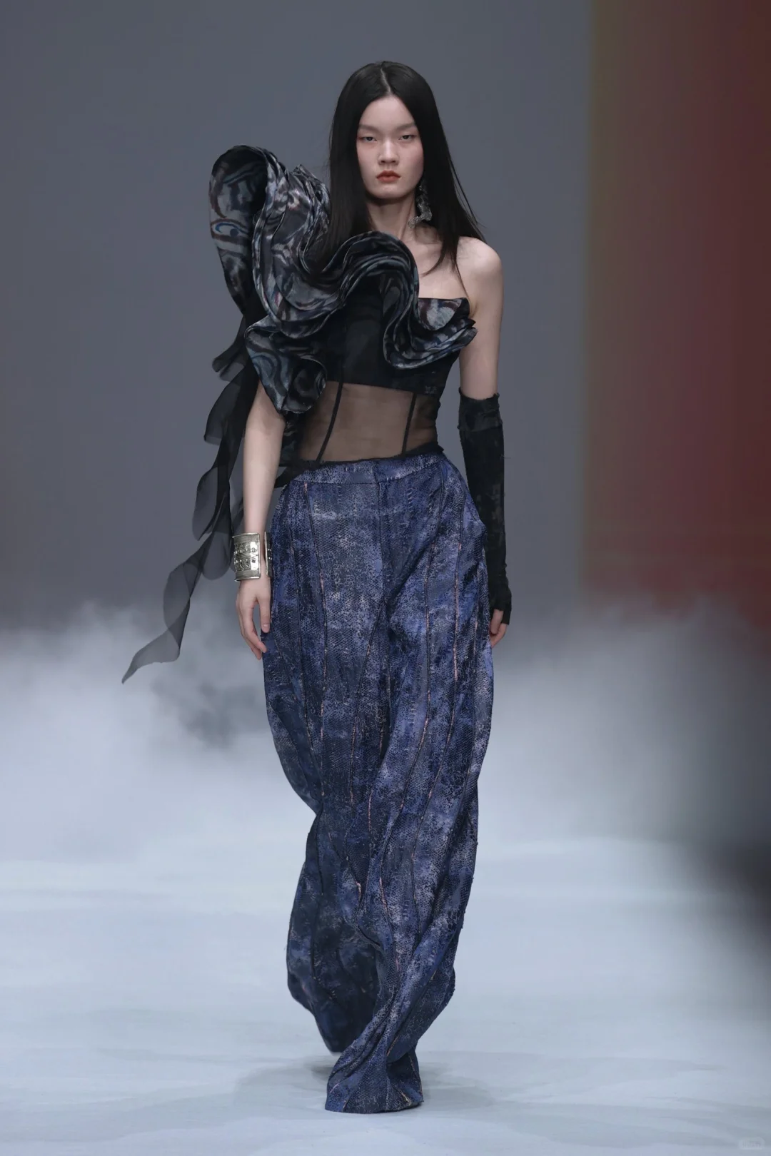 ZIFEI WANG | 中国国际时装周秀场