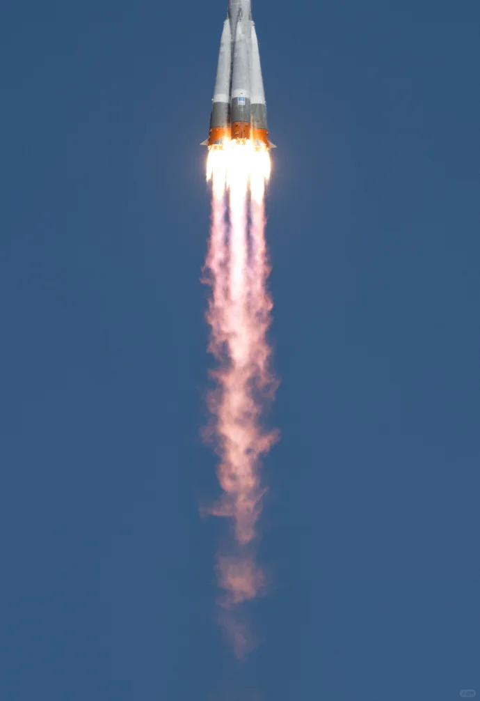 联盟MS-27载人飞船发射，成功对接空间站