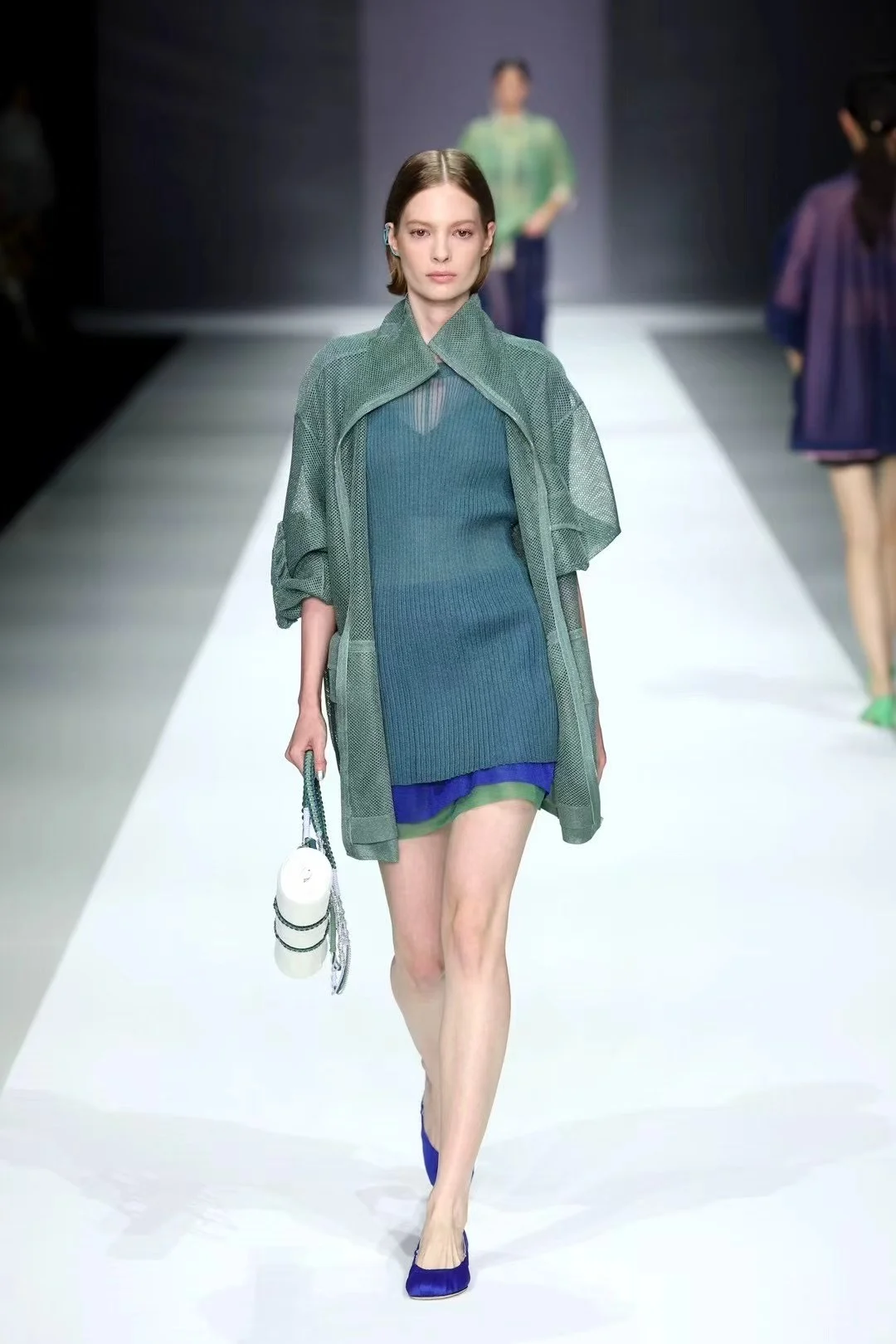 走在T台的秀场上?